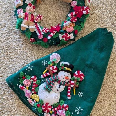 Tree Skirt and Wreath