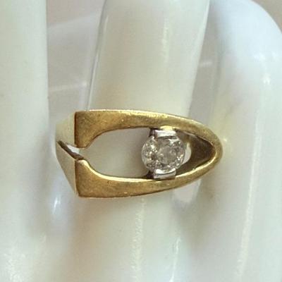 Vintage MCM 18K Gold & Diamond Ring Size 6.5 - Total Weight 8.21 Grams 
