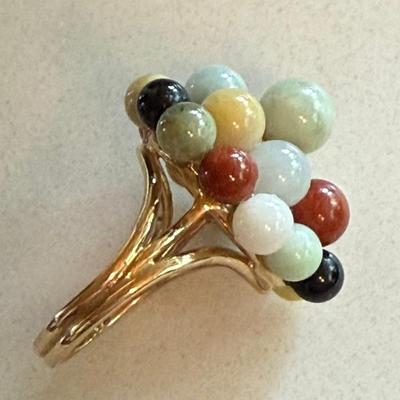 Vintage 14K Yellow Gold Ring With Assorted Jade Beads - Size 6.5 - Total Weight 10.1 Grams 