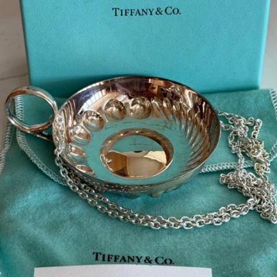 Rare 3" Tiffany & Co Wine Taster Unused In Origianl Box W Bag & 30 Inch Sterling Silver Twist Chain90.83 Grams