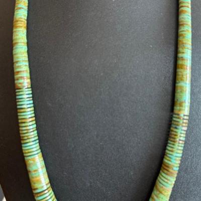 Vintage Kewa Santa Domingo Heishi Graduated Bead 24 Inch Necklace With Sterling Clasp 