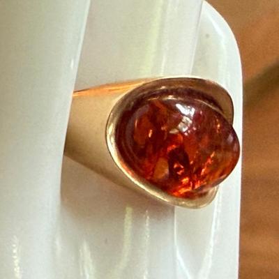 14K Yellow Gold 585 Amber Cabochon Ring Size 7 Stamped EF - Total Weight 6.2 Grams 