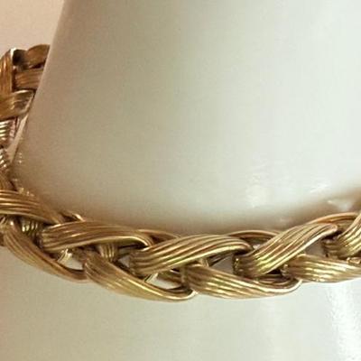 14K Yellow Gold Italy AU 8 Inch Cable Knit Bracelet - Total Weight 18.75 Grams 