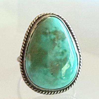 Old Pawn Sterling Silver & Turquoise Cabochon Ring Size 9 - Total Weight 7.1 Grams 