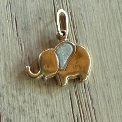 14k Yellow Gold Elephant Charm -total Weight