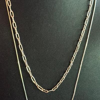 (2) Sterling Silver Necklaces (1) Handmade 18 Inch And 22 Inch Box Chain - Total Weight 13.6 Grams 