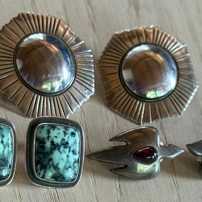 (3) Pairs Of Sterling Silver Earrings - J. Arviso - Birds W Garnets & Starfox Varisite Cabochons