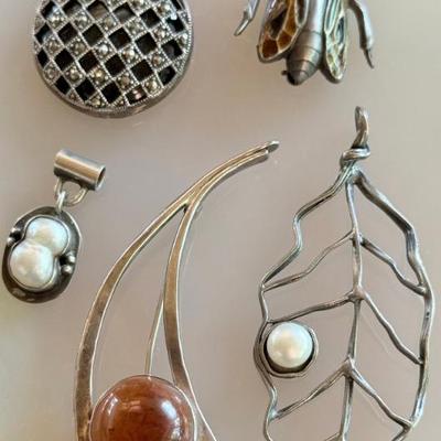 (4) Sterling Silver Pins & Pendants (1) Enamel Bee - Wesp Carnelian - Pearl - Marcasite - A.J. Blister Pearl