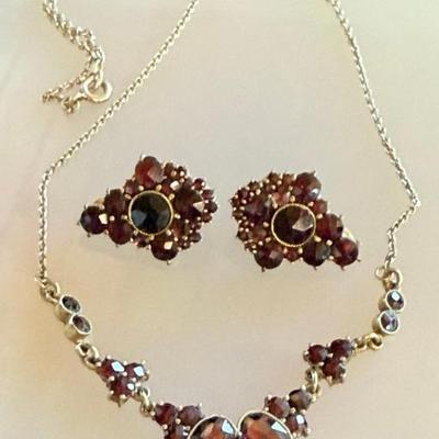 Antique Garnet 10K Gold Electroplate 16 Inch Necklace And Matching Clip On Earrings G