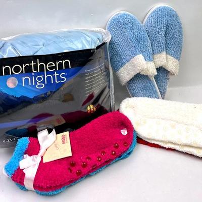 “Northern Nights” Full Sheet Set & Loungewear