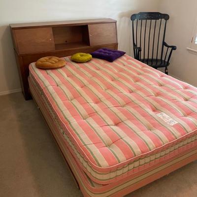 Sale Photo Thumbnail #18: Full Size Bed