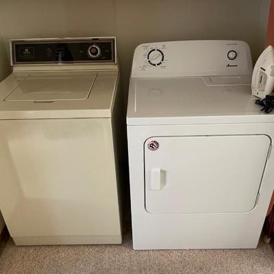 Sale Photo Thumbnail #24: Vtg Maytag working washer and newer electric dryer