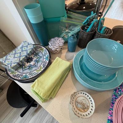 Sale Photo Thumbnail #75: Melamine diahes
