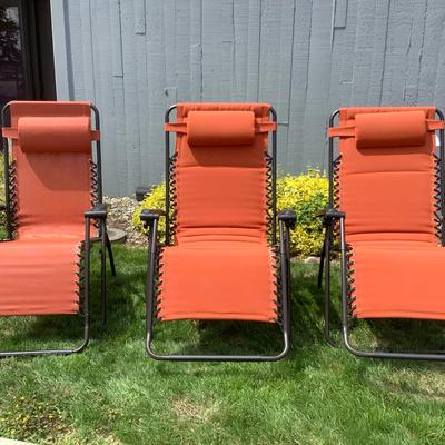 3 Zero Gravity Chairs 