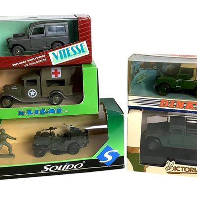 EILY236 Collection Of Military Diecast Models 
