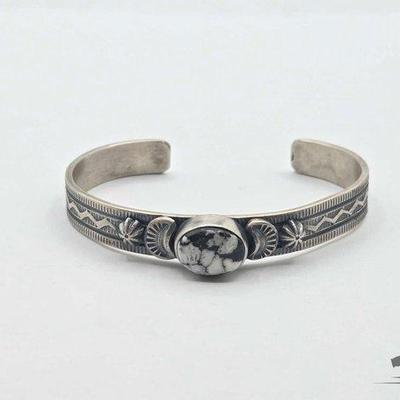 #357 • Handmade Native American Sterling Silver White Buffalo, 31.23g
