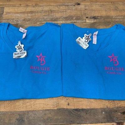 #1044 • (2) Large Bougie Cattle Company Long Sleeves
