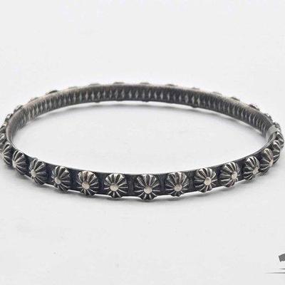 #387 • Handmade Native American Sterling Silver Bangle, 28.18g
