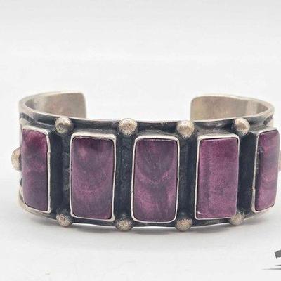 #252 • Handmade Native American Sterling Silver Purple Spiny Oyster Cuff, 105.80g
