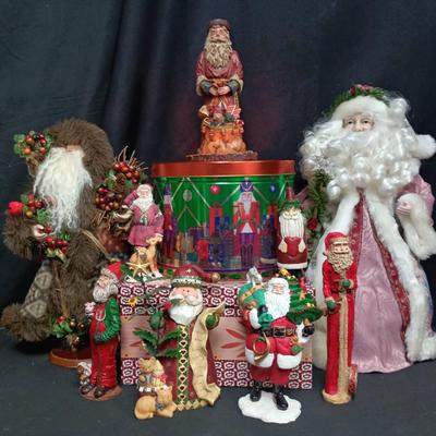 Holly Jolly Holiday Collection: Three Totes w/Santas & More