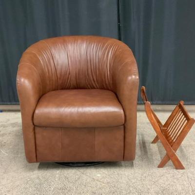 Natuzzi Leather Barrel Swivel Chair W/ Magazine Rack 
