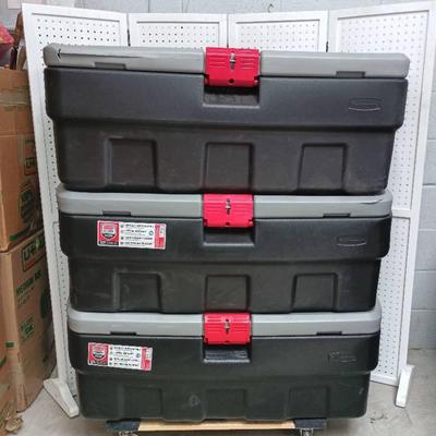 Rubbermaid Roughneck 48 Gallon Storage Containers
