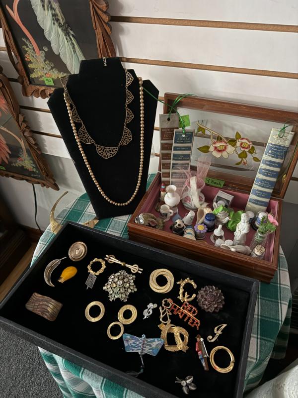 Sale Photo Thumbnail #59