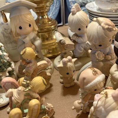 Sale Photo Thumbnail #571