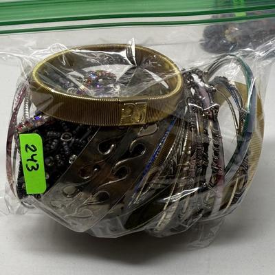 Sale Photo Thumbnail #243