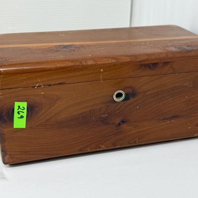 Sale Photo Thumbnail #269