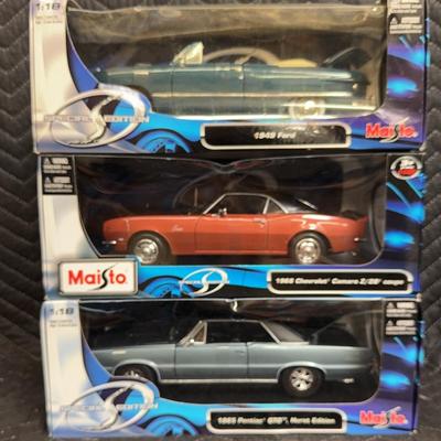 Maisto Special Edition 1:18 scale diecast model cars, 