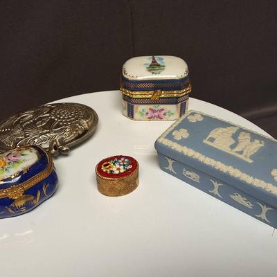Lot of 5 Decorative Trinket and Pill Boxes – Limoges, Wedgwood, Micromosaic