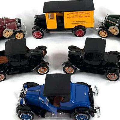 Lot of 6 Die-Cast Vintage Ford Model T Cars