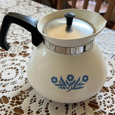 Vintage Corning Ware Blue Cornflower Kettle 6 Cup Tea Pot with Lid 