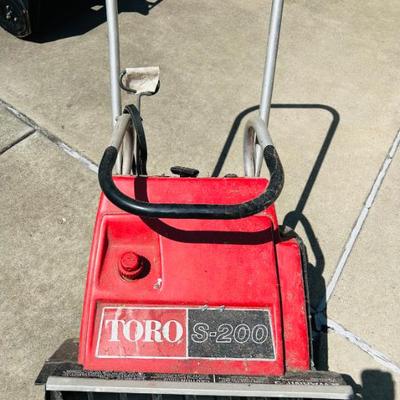 Toro S-200 toro Toro Toro S-200 Snowblower
