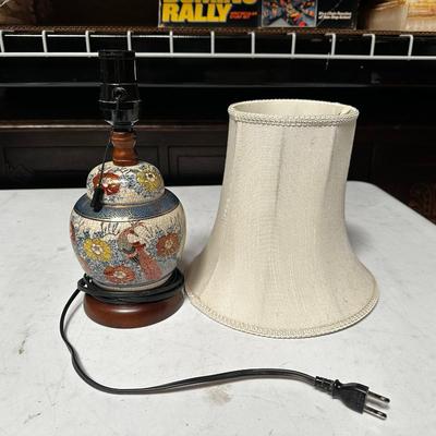 Fujita Kutani Hand-Painted Ceramic Table Lamp
