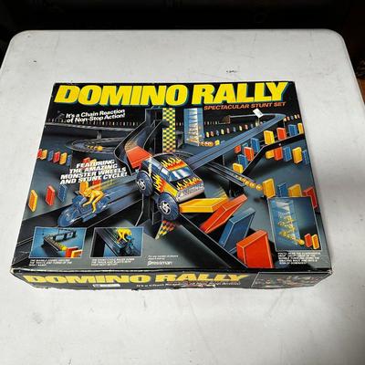 Domino Rally Spectacular Stunt Set, 1992