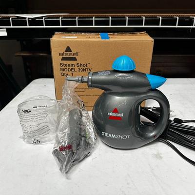 Bissell SteamShot Model 39N7V Steam Cleaner