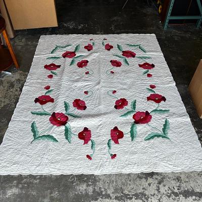 Vintage 1939 “Poppies” Quilt”