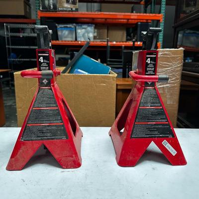 Powerbuilt 647529 4-Ton Jack Stands