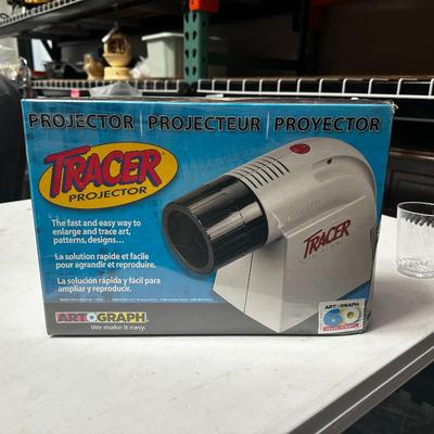 Artograph Tracer Projector NIB