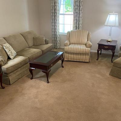 Complete Living Room Furniture Set - Flexsteel Sofa, Chair & Ottoman, End & Coffee Tables & Lamps
