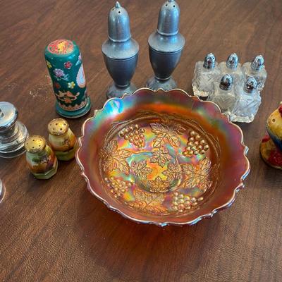 Salt & Pepper Lot PLUS Gorgeous Carnival Glass Bowl 