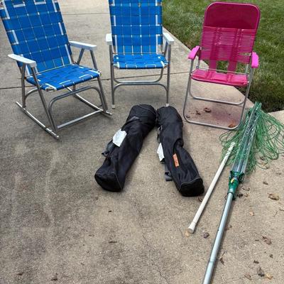 Nice Lawn Chairs & Drying Rack 