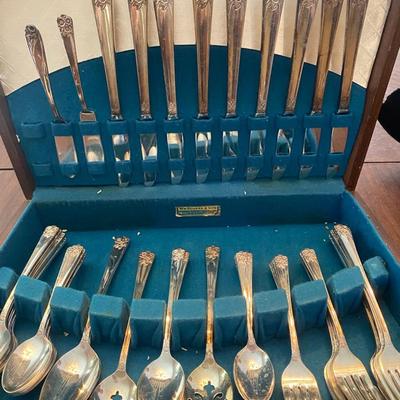 International Silver - Wm Rogers & Son Silver Plated Flatware Set with Chest - April Pattern