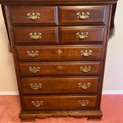 Dixie Co. 6 Piece Bedroom Set - Headboard, Night Stand, Dresser, Mirror & Chest of Drawers 