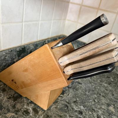 Knife Butcher’s Block With Knives