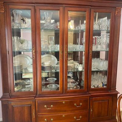 Pennsylvania House Barrister Display Cabinet / Hutch & Base - Hallmark Cherry - MINT CONDITION