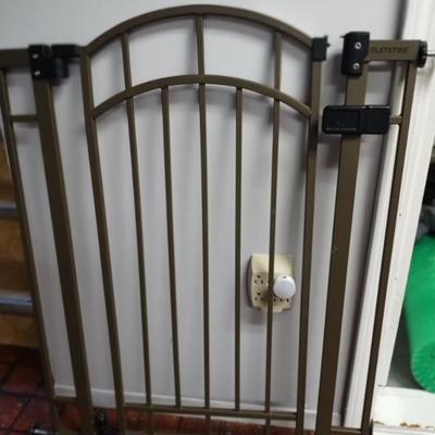 Sale Photo Thumbnail #11: Gates and Safety Equipment