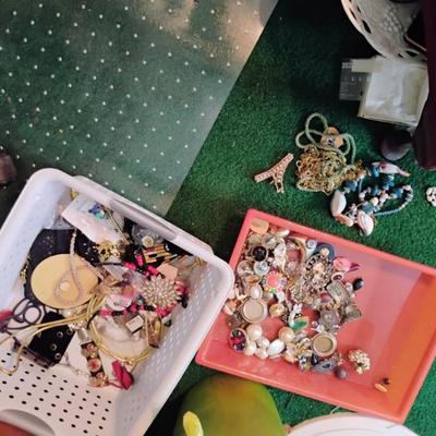 Sale Photo Thumbnail #14